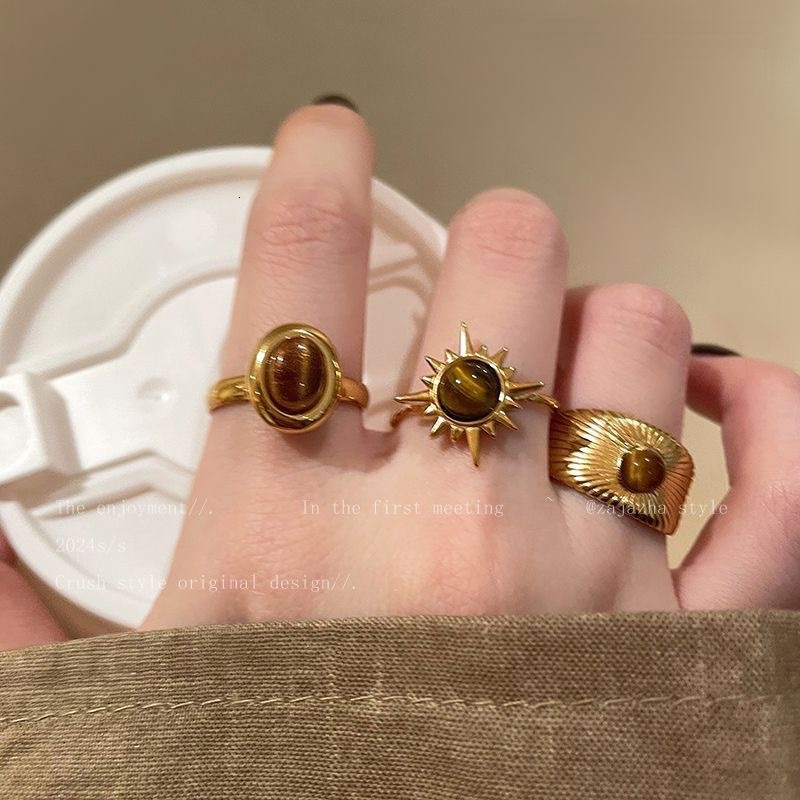 gold Designer Ring Tiger Eye Stone Open Ring for Women, Niche Design, fashion ring Fashionable Retro Index Finger Ring, Light Luxury High-End Vintage 