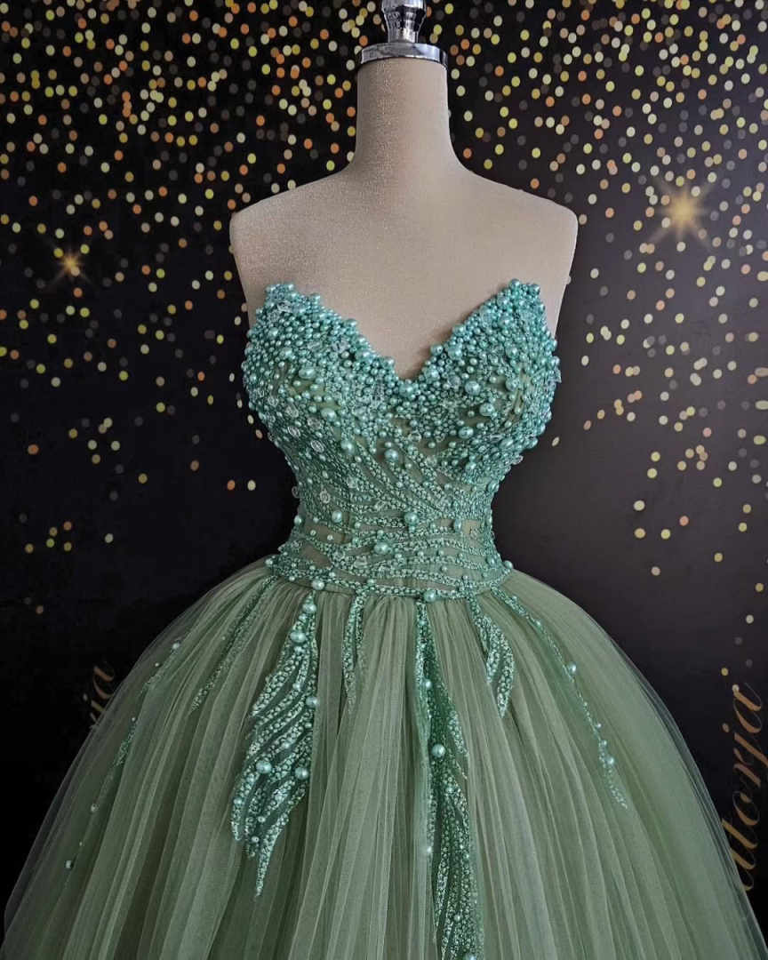 Exquisite Pearls Ball Gown Wedding Dresses Sweetheart Sleeveless Wedding Dresses Beadeds Formal Party Customized