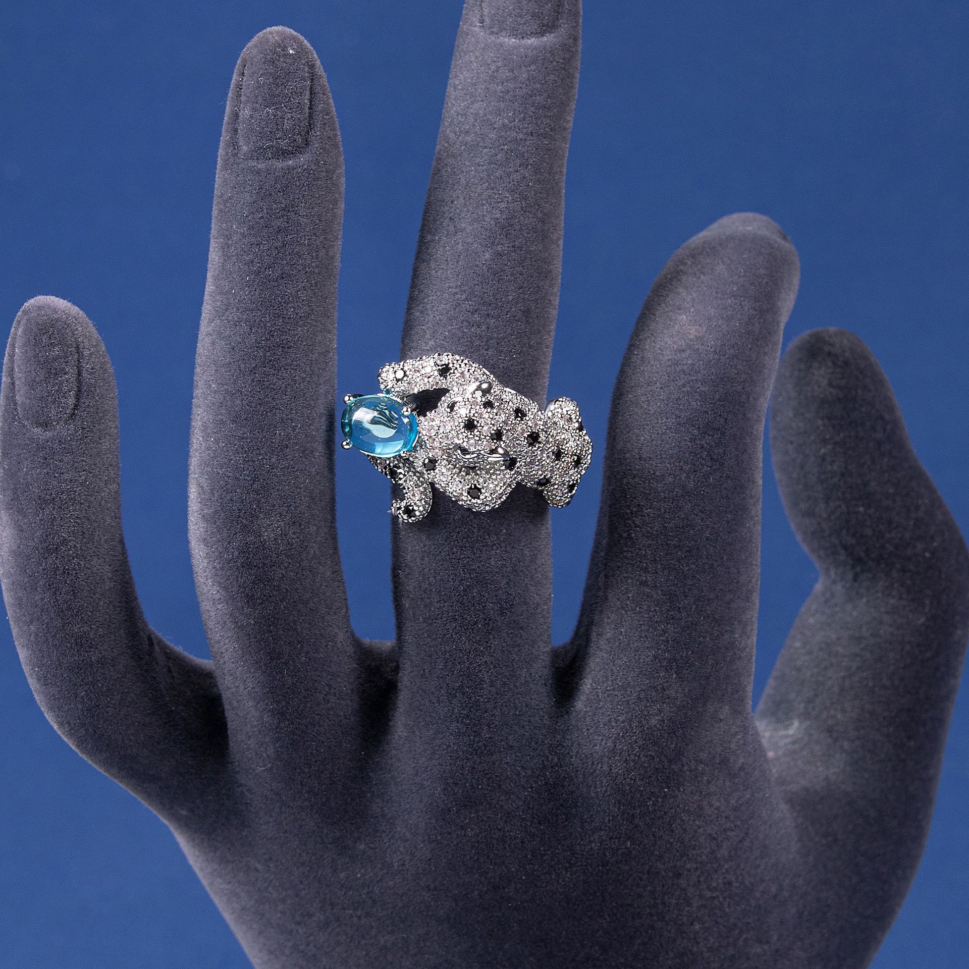 Cross-border New European Fashion Ring And American Style Jewelry Vintage Commuter Open Ring Leopard Gemstone Designer Ring Ring Jewelry Wholesale