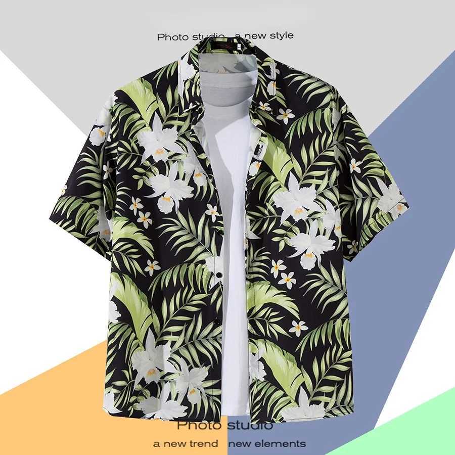 Mens street fashion summer daily shirt Hawaiian cartoon print casual loose shirt short sleeved beach loose top X2504102