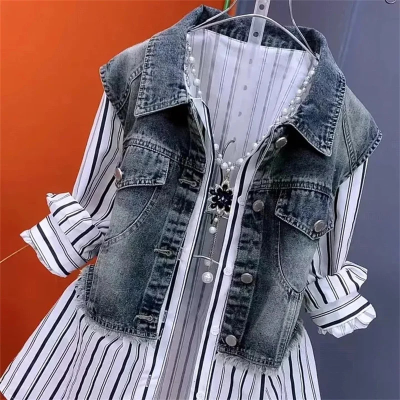 Fashion striped denim jacket for womens spring/summer denim splicing two-piece shirt jacket top W 250409