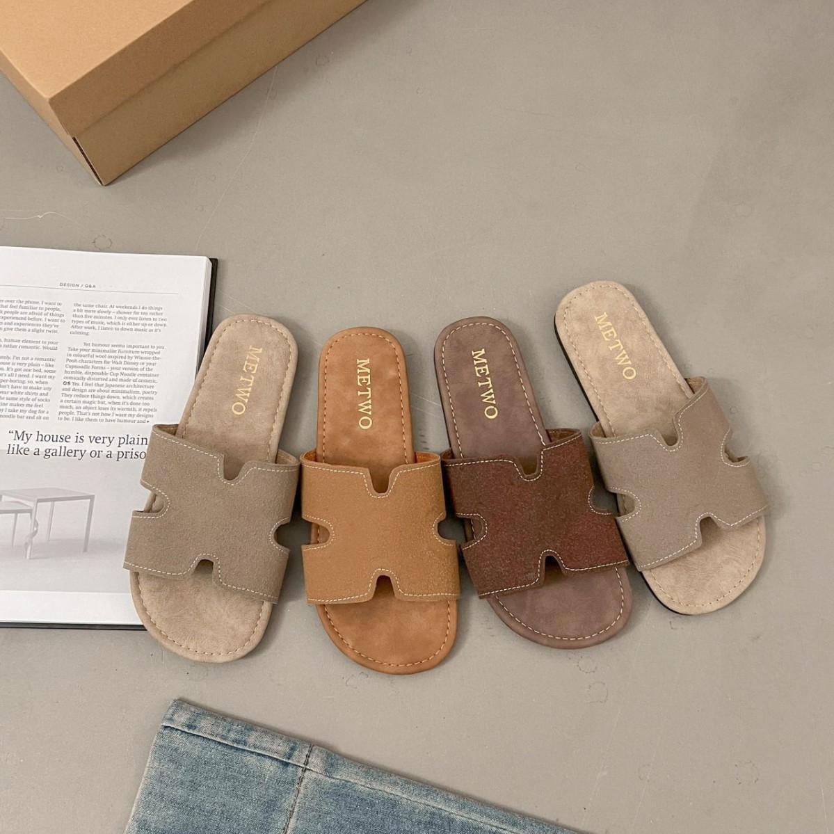 hot free shipping Sandals for women casual outdoor Med heel slipper classic Fashion shoes