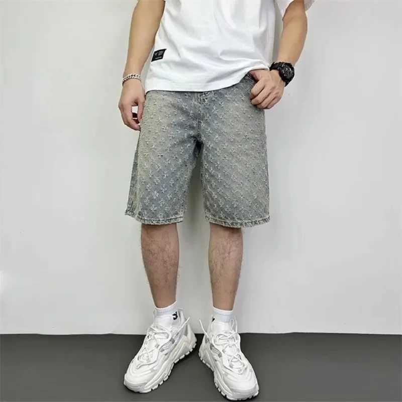 Fashionable and casual summer light blue Distressed mens denim shorts intelligent straight leg loose fit mens high street niche design tidal shorts X2