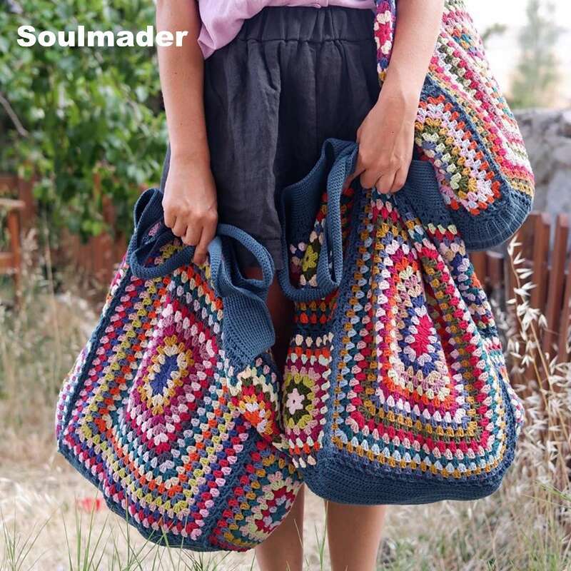Crochet Boho Chic Granny Square Gran Tote Handbag Beige Blue Striped Market Vintage Style Hippie Summer Beach Bag Wholesale