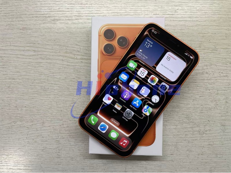 iPhone Original Unlocked iphone Xs max Convert to iphone 17 Pro Cellphone with 17 Pro max Camera appearance 3GB RAM 64GB 128GB ROM Mobilephone,A+Excel