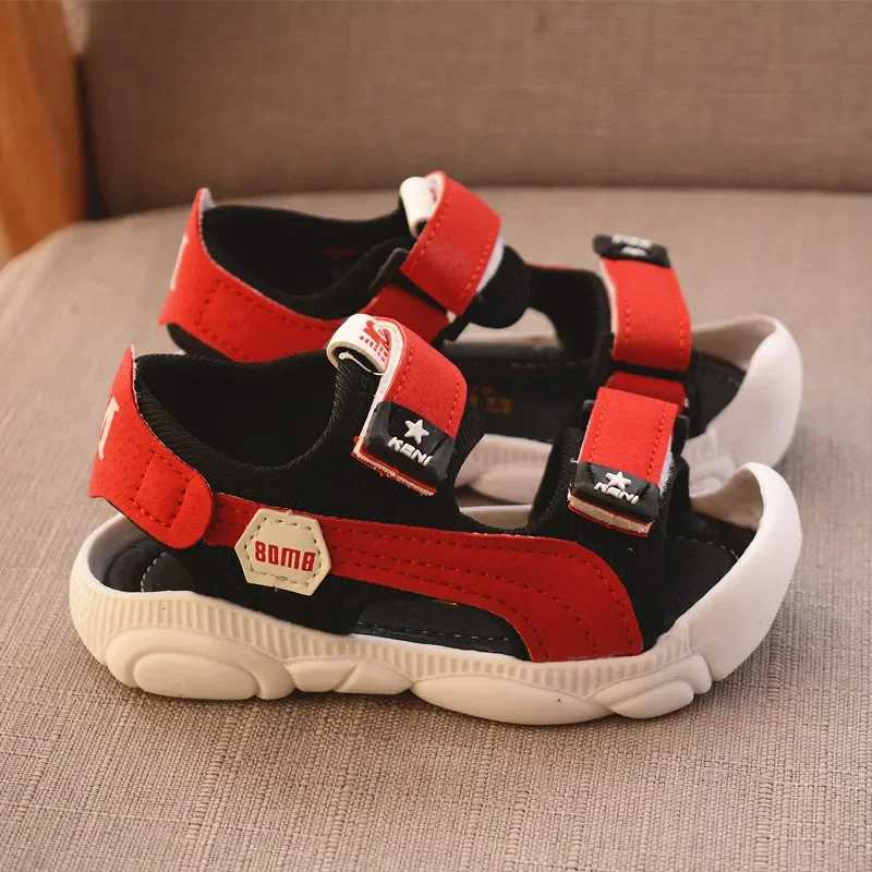 2024 Summer Childrens Shoes Boys Soft soled Beach Shoes Mens Baby Head Shockproof Childrens Sandals Principard Summer Sandals Z250410