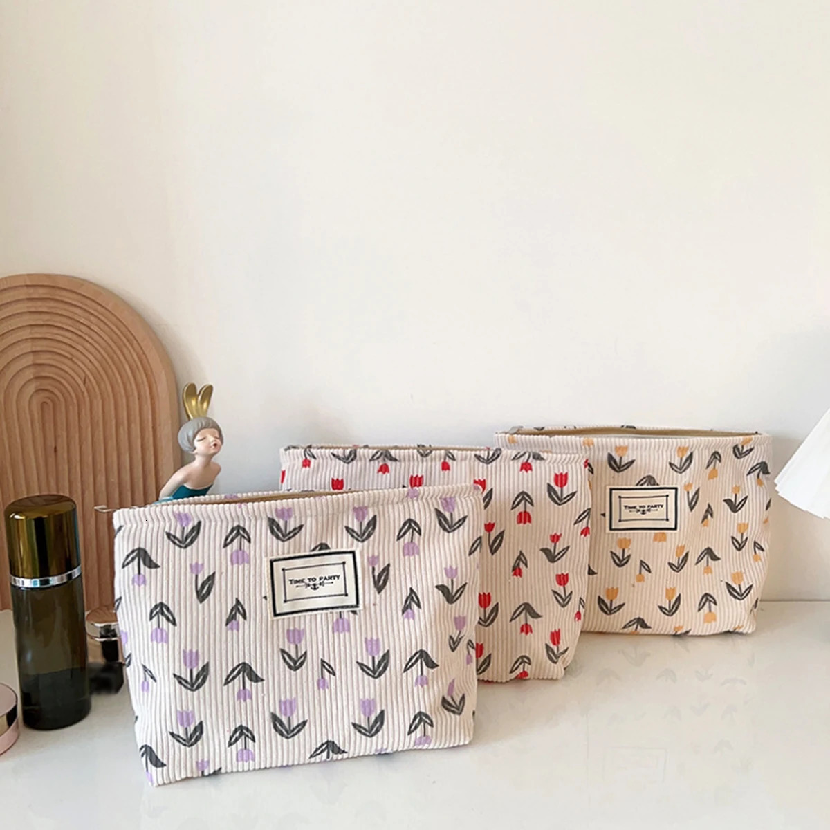 Forest-Themed Floral Corduroy Cosmetic Bag Large-Capacity Exquisite Clutch Portable Travel Storage Bag 1 Piece 251110