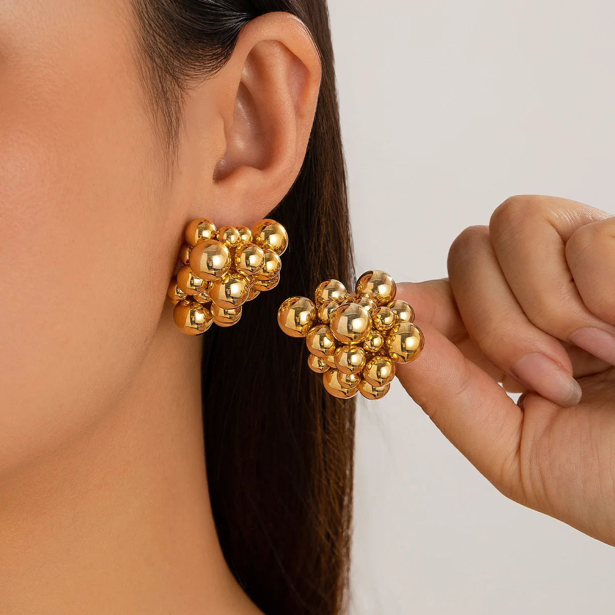 Fashion metal geometric beaded earrings for women exaggerated -selling bead earrings versatile 250409