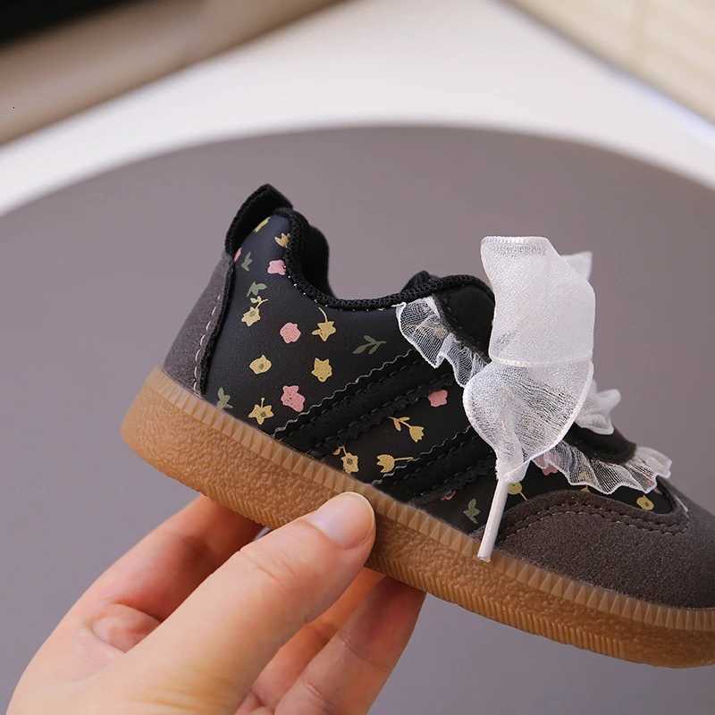 Baby Girls Sports Shoes with Sweet Lace Bows Kids Casual Shoes Princess Style 2025 Autumn New Baby Walking Shoes Size 16-26T251110