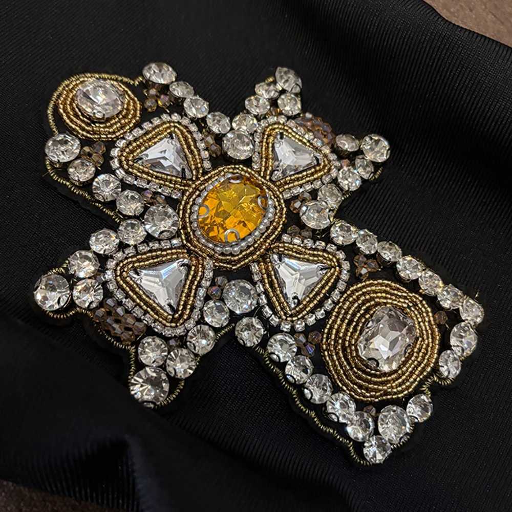 TWOTWINSTYLE Solid Spliced Diamonds Slimming Dresses For Women Strapless Sleeveless Backless Chic Dress Female Fashion KDR524979 W251110