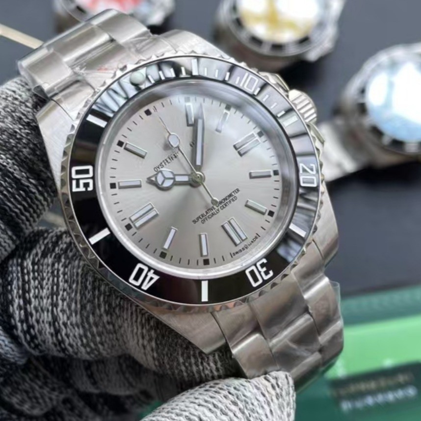 New Fashion Men's Watch Stainless Steel Casual Quartz Male Wristwatch Outer Ring Rotatable Green Dial