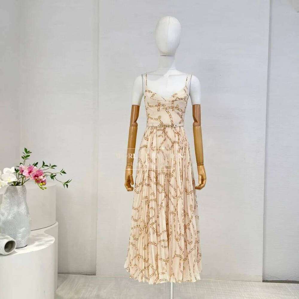 Autumn New Casual Style Women Wearing Two Colors Black Beige Chain Pattern Print Sleeveless Backless Midi Dress Hot Sale