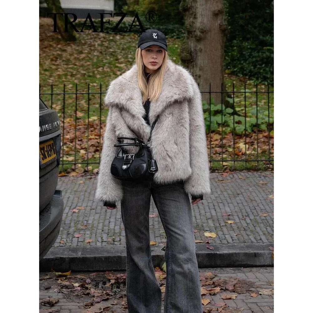 TRAFZA Women Fashion Cropped Faux Fur Jacket Long Sleeve Front Snap-Button Female Outerwear Chic Lapel Collar Thick Coat