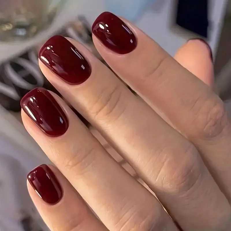24 pieces of solid color wine red design fake nails short square shape press fake nails simple and detachable fully covered nail tips W250410