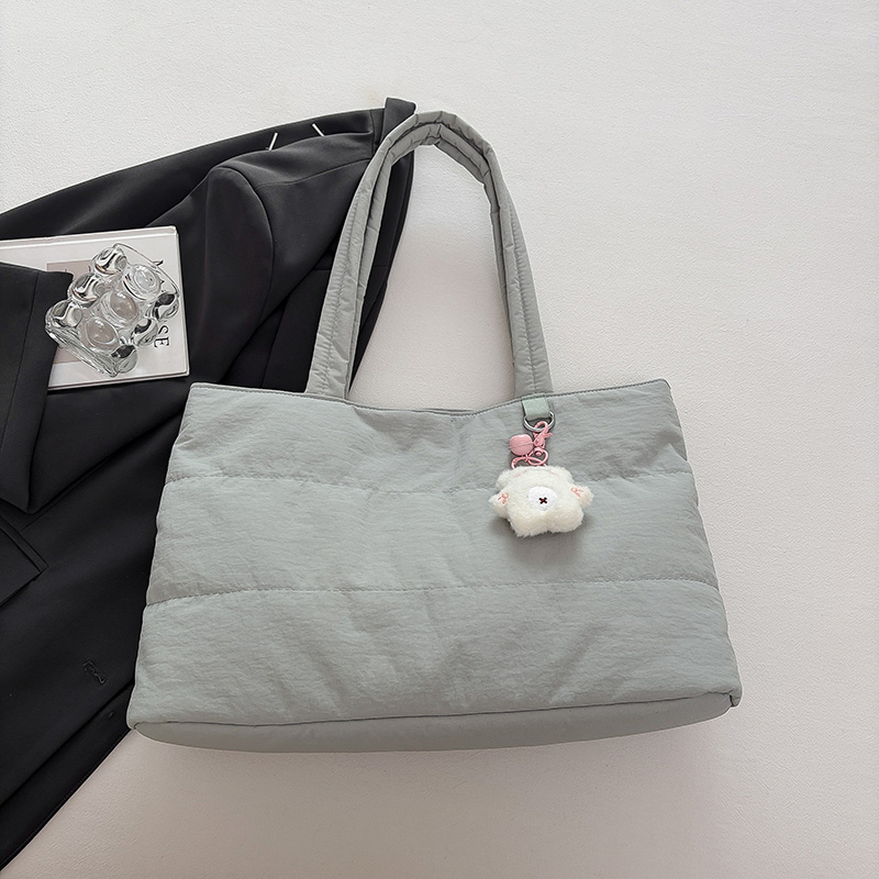 2025 summer new women's retro high-end wide shoulder bag, casual versatile crossbody bag, high-end commuting leisure bag, shopping bag, versatile