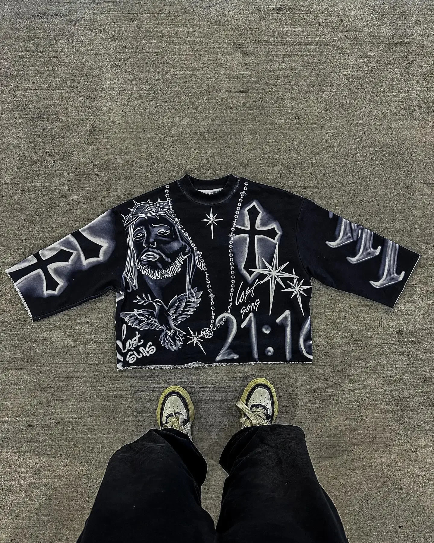 Y2k vintage tie dye cross T-shirt Gothic hip-hop graphic fully printed cut top mens oversized loose one-third sleeve T-shirt 250409