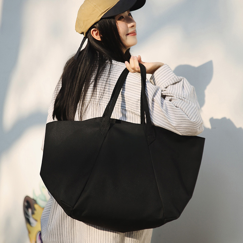 Large capacity luxury handbag outdoor commuting travel bag new luxury handbag winter new designer bag shoulder bag women's crossbody bag