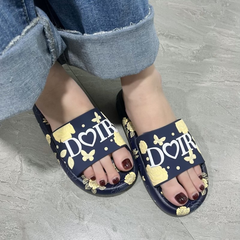 Graffiti Letter-Printed Flip-Flops For Men And Women Heart Shape Design Slip On Shoes Size 36-41 Free Shipping