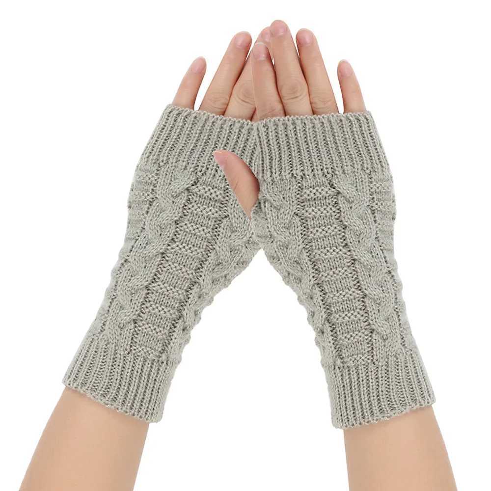 Autumn Winter Solid Color Gold Velvet Knitted Gloves Cold proof Warm Fashion and Elegant Gloves for Driving and Office Working L251110
