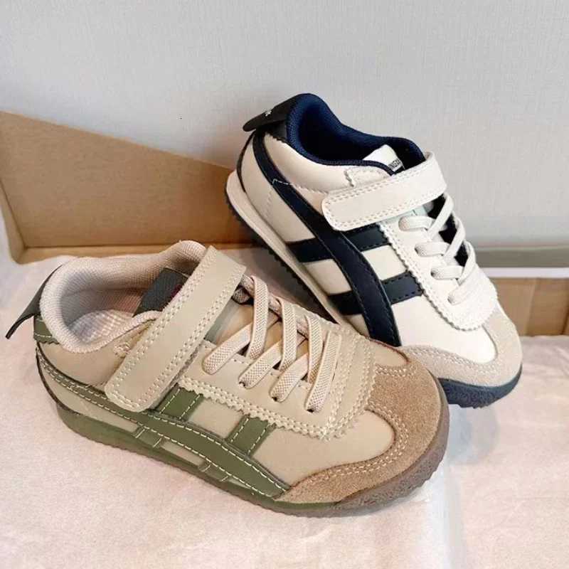 Childrens Sneakers Boys Lightweight Breathable Sport Running Shoes Girls Soft Bottom Casual Shoes Student ShoesT251110