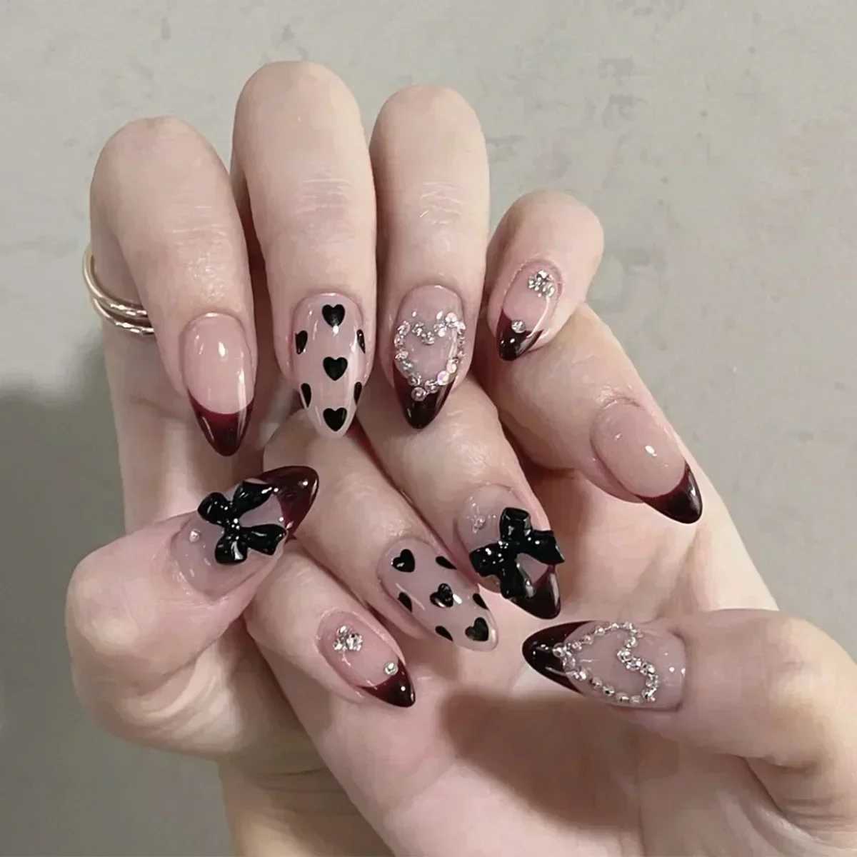 24 pieces of French almonds pressed on nails leopard print fake nails 3D bow wearable wand nails fake nails W250410