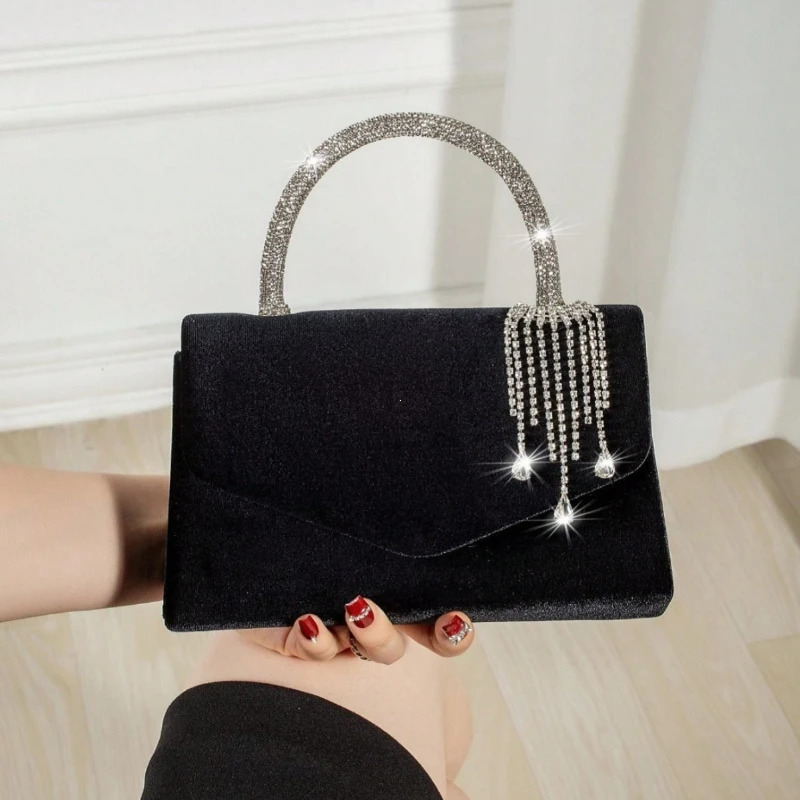 Winter Vintage Velvet Flap Evening Bag Dress Tassel Handbag Banquet Bag Prom Party Bag Tote Chain Lady Autumn 251107