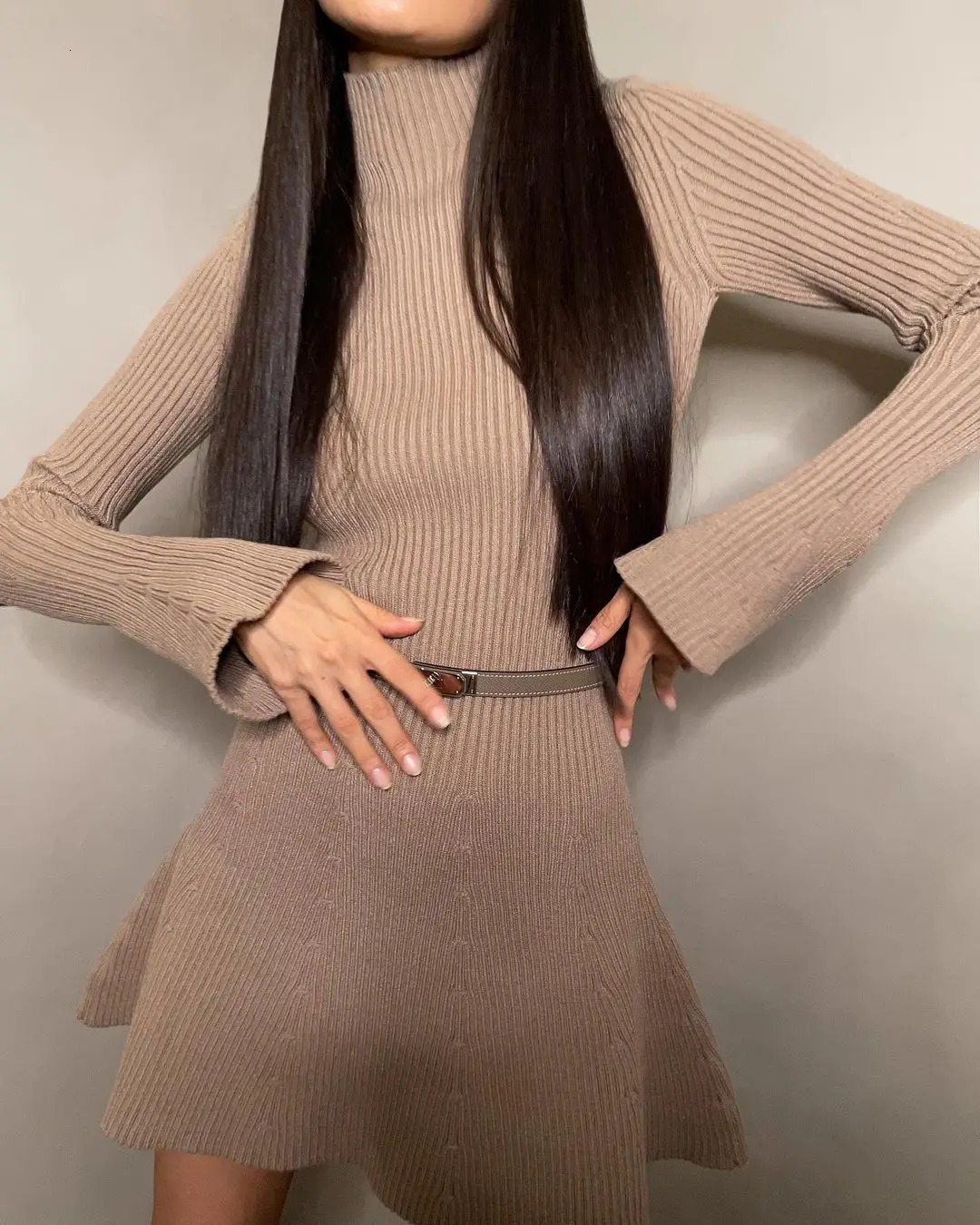 Autumn and Winter Womens Fashion Sexy Dress Temperament High Neck Long Sleeve Waist Short Solid Color Knit INS 251110