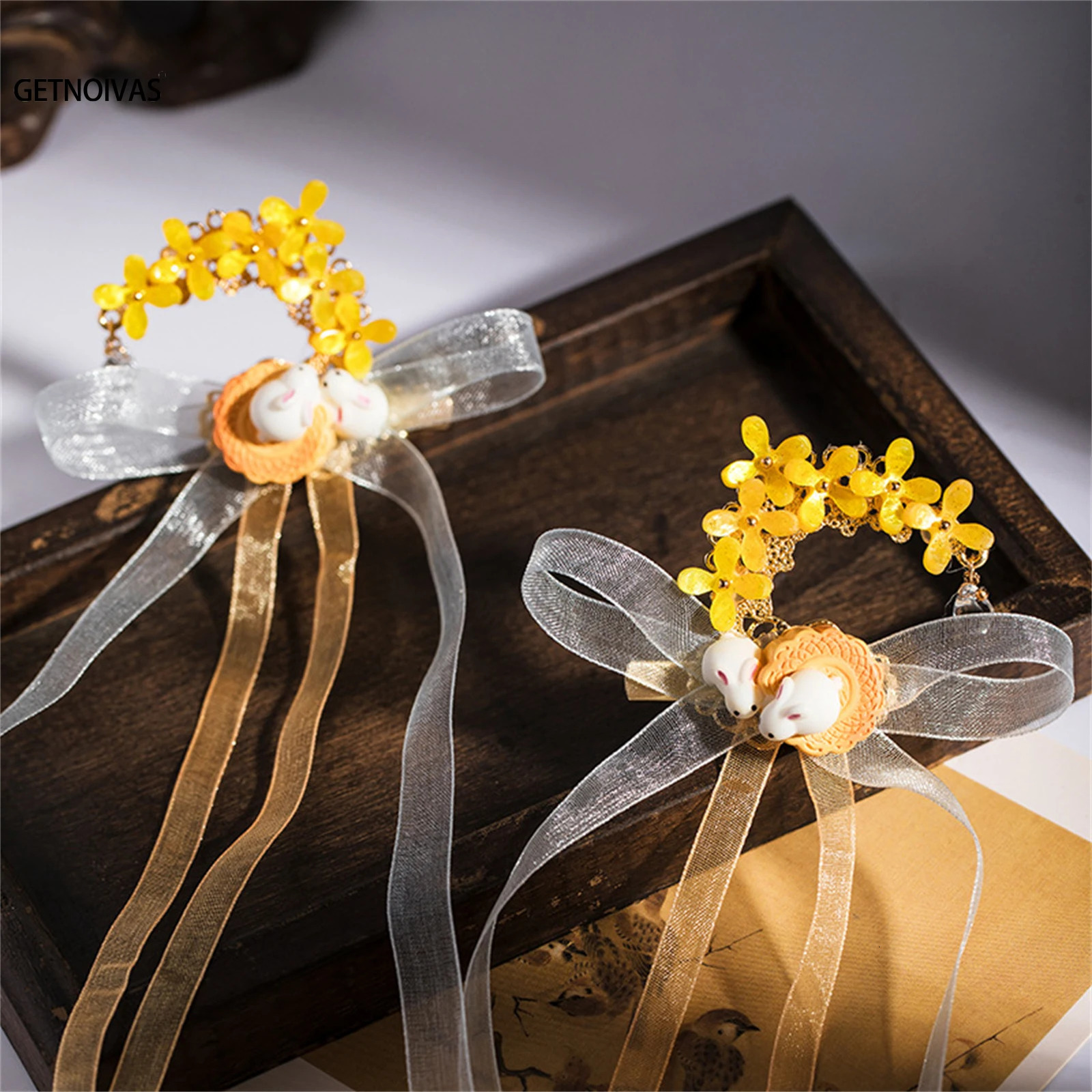 Vintage rabbit hair clip Chinese Hanfu hair accessories womens tassel bucket autumn holiday gift flower hair clip 250409