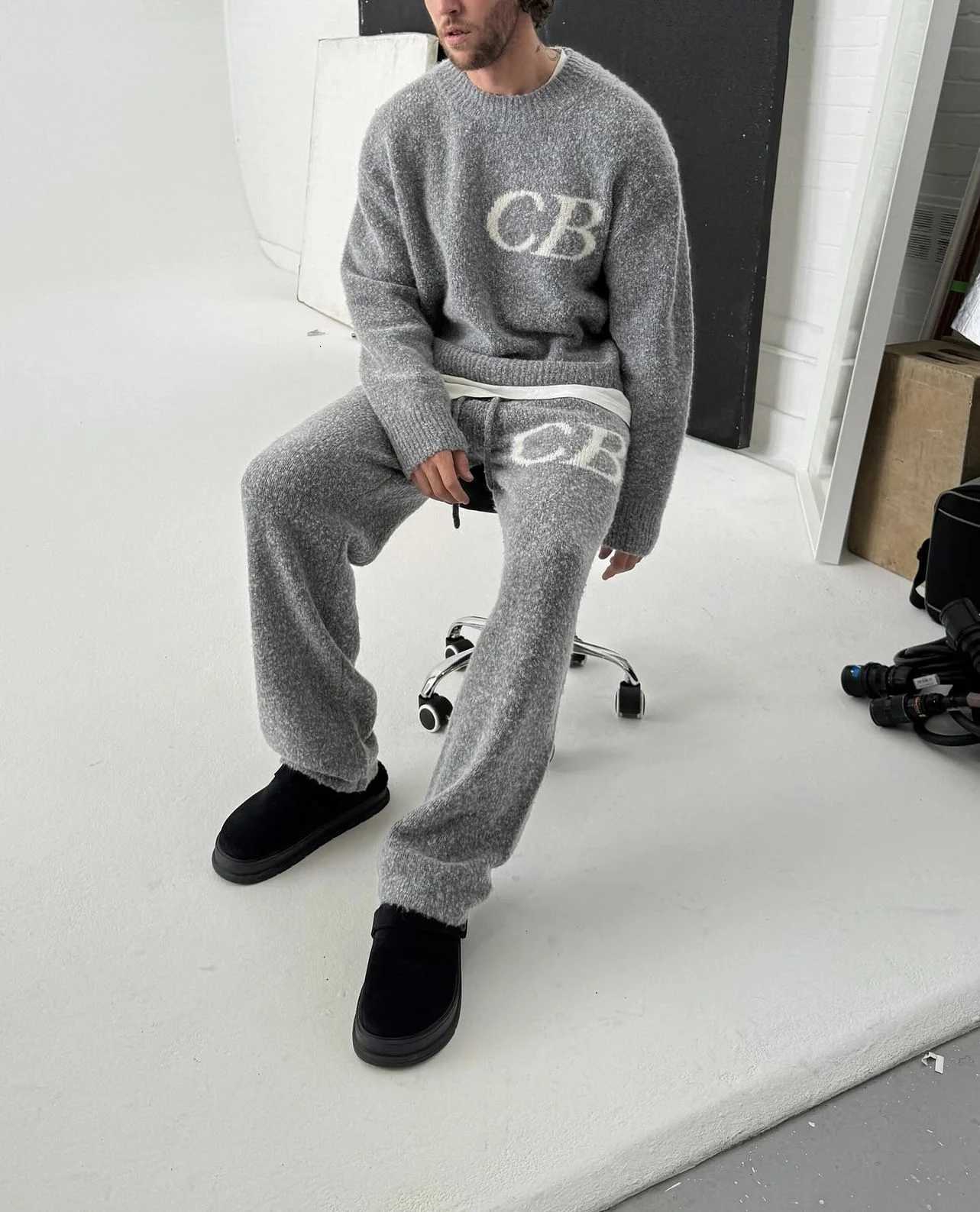 Fashion Top Quality 11 CB Jacquard Women Men Knited Sweaters High Street Men Casual Oversized Sweater Pullover Woolen Pants Sets Y251110
