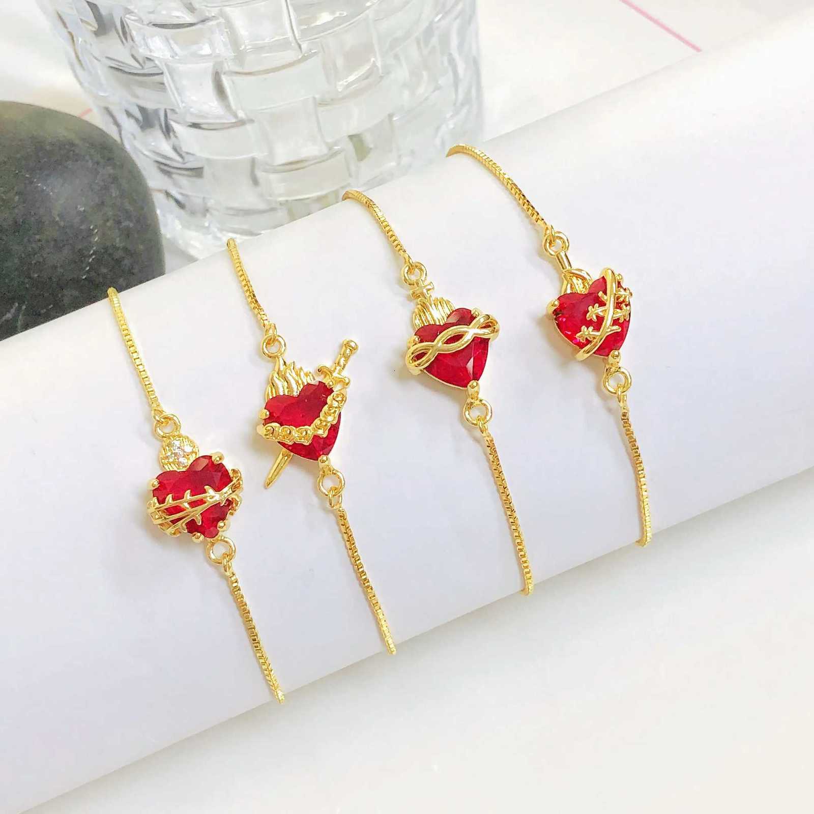 Red Crystal Sacred Heart Jesus Bracelet For Women Girls New Thorn Flame Design Adjustable Bracelets Catholic Jewelry Party GiftsT251110