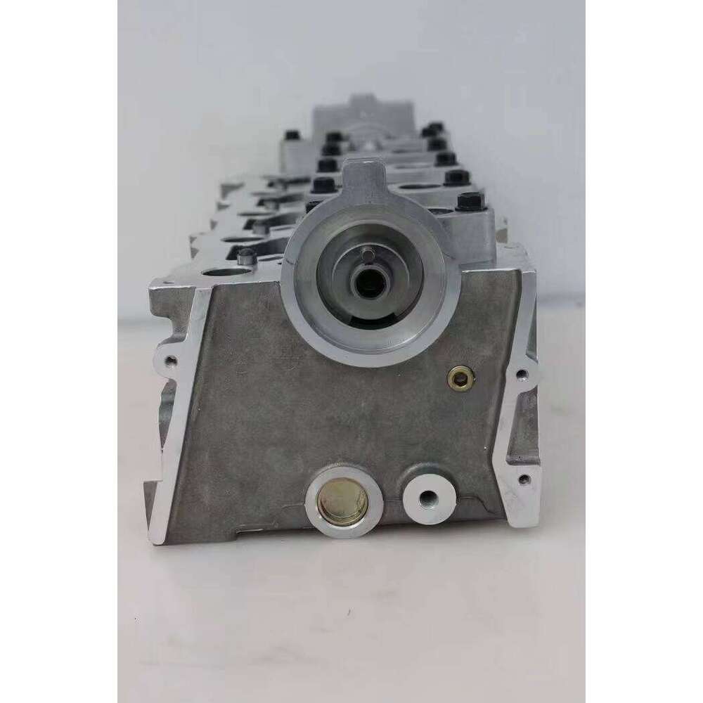 D4EA Complete Cylinder Head 22100-27400 22100-27750 22100-27800 908773 2211127400 2210027750 Kia Engine Assy for Hyundai