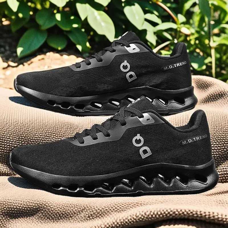 Fashionable shock-absorbing running shoes comfortable anti slip sports sneakersUUC250410
