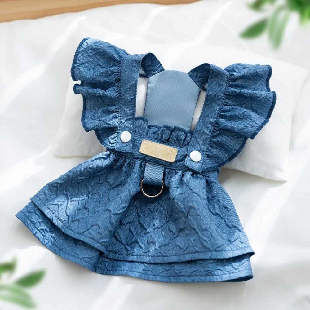 New Denim Dog Dresses Blue Color with Leash Ring Cat Party Outfits Cute Flying Sleeves Small Dog Apparel for Chihuahua J251110