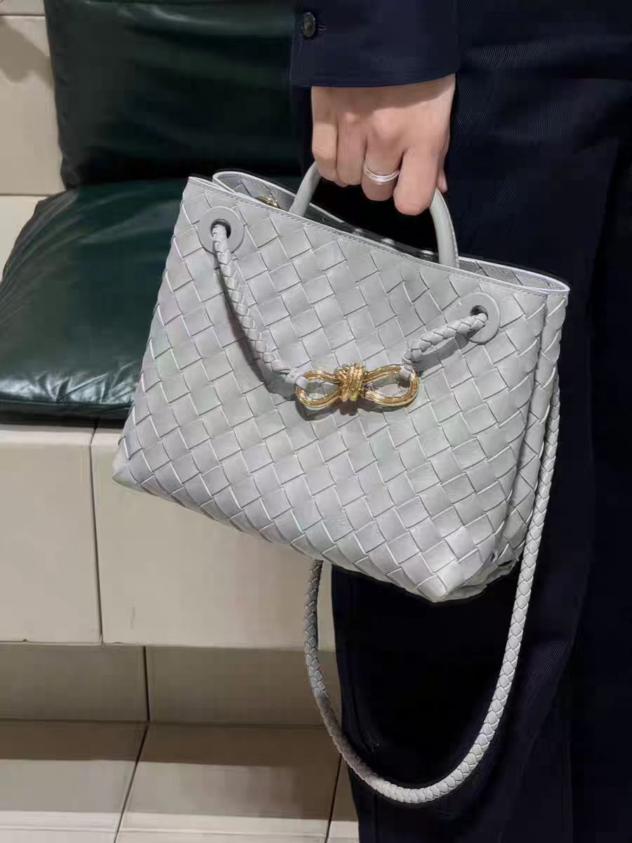 Designer Bag Woven Tote Bag For Women 2025 New Large Capacity Fashion Designer Handbag Luxury Retro Metal Rope Buckle Handbag Single Shoulder Crossbod