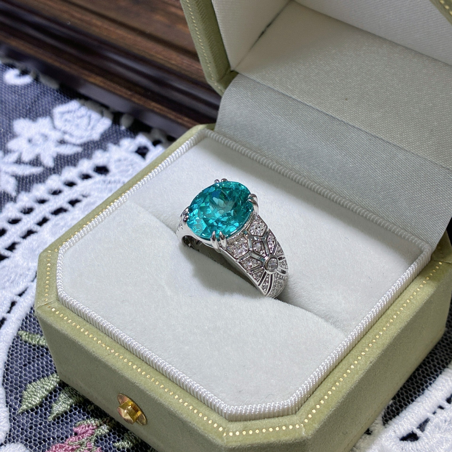 S925 Sterling Silver Designer Ring Laboratory Cultivated Paraiba Oval Fashion Ring Suitable For Women's High-end Jewelry Wholesale
