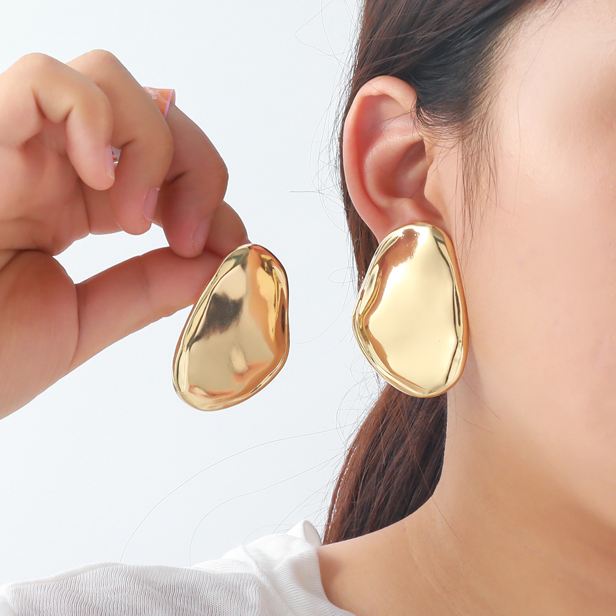 Minimalist Style Alloy Material Geometric Earrings For Women s Fashion Wear Earrings Classic Gift Earrings