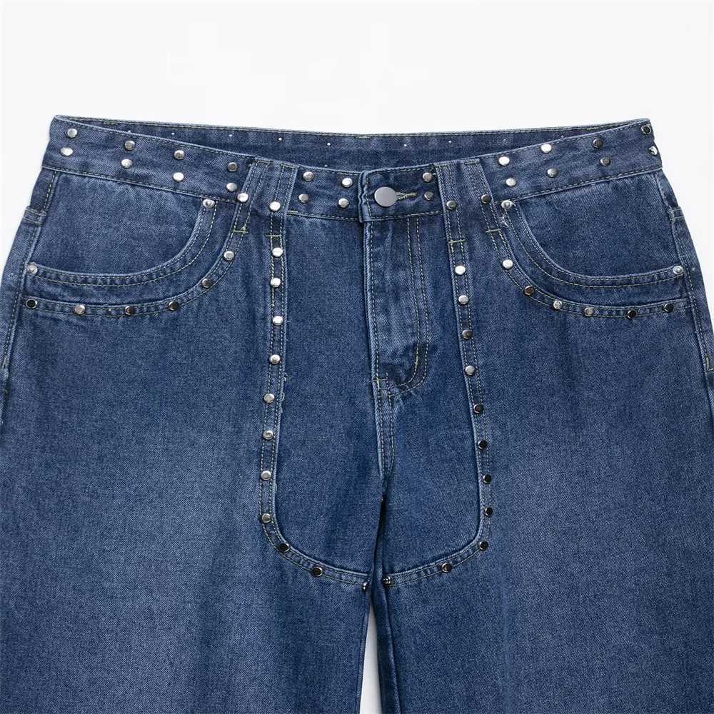 New womens clothing European and American style fashionable simple and versatile embroidered low waisted jeans C251110