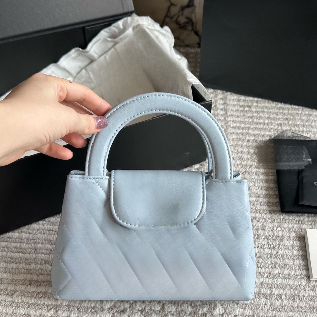 Designer's new fashionable quilted chain handbag, women's shoulder crossbody bag, designer bag