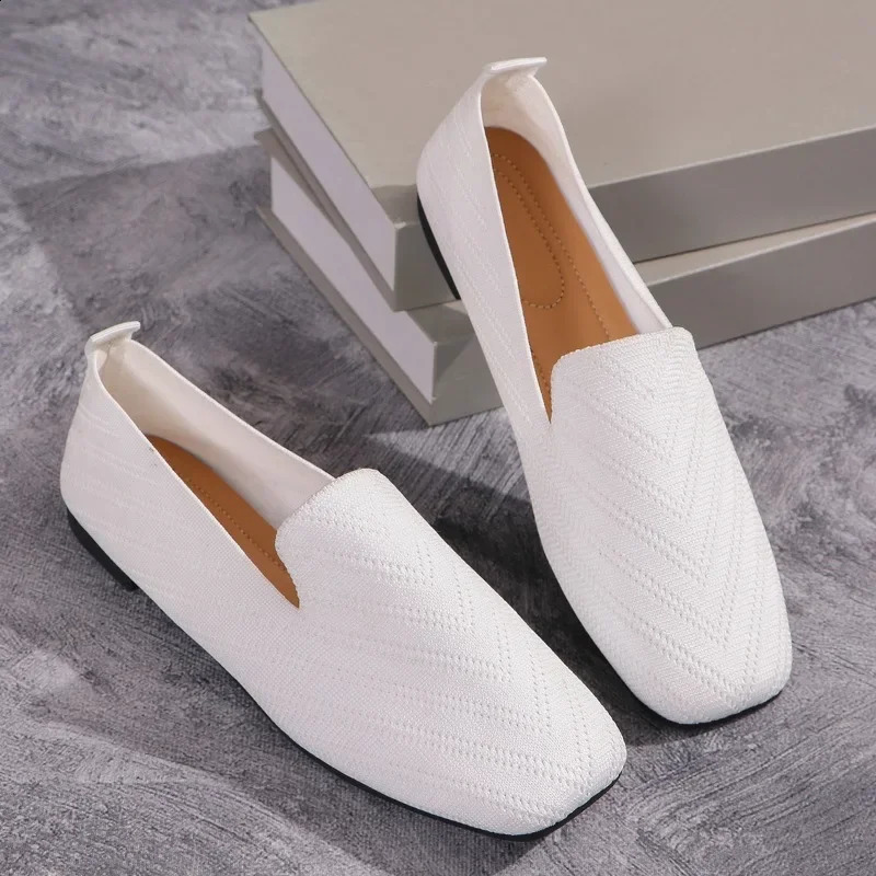 2024 Solid Color Square Toe Mesh Loafers Shallow Women Flats Shoes Soft Bottom Knit Ballet Flats Shoes Casual Slip on Shoes 250402