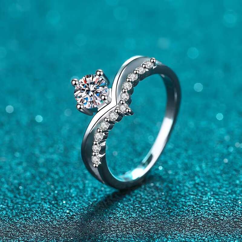 2024 New Cross-border Trend Rings Jewelry Women Creative Design Moissanite Ring Light Luxury 925 Sterling Silver Rings