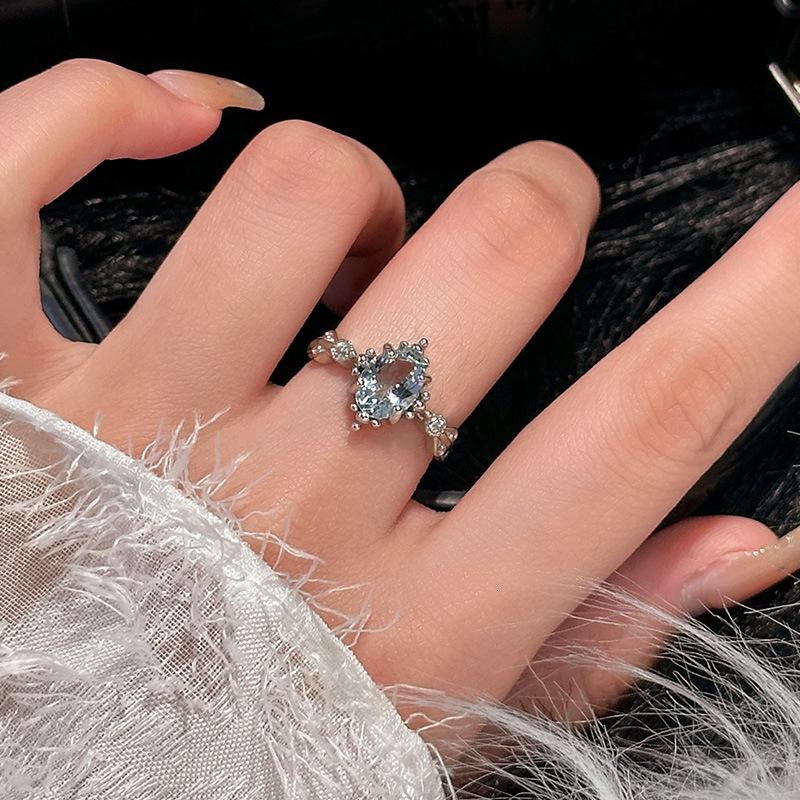 Natural Aquamarine S925 Pure Silver Ring Fashionable Women's Ring Designer Ring High-end Exquisite Design Inlaid Adjustable Women's Ring Jew