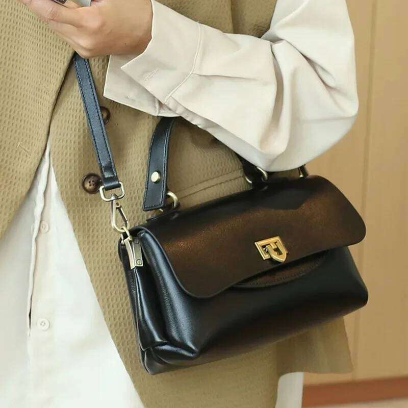 Genuine Leather Top Handle Handbag Women Korean Popular Office Ladies Saddle Bag Designer Luxury Shoulder Bags For Woman Suotong1110