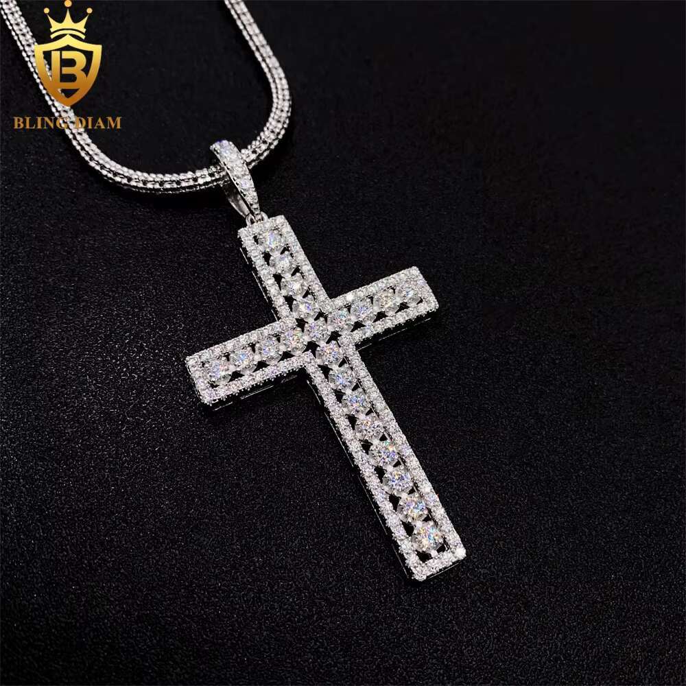 GRA Certificate Hip Hop Jewelry 925 Sterling Silver Iced Out Moissanite Cross Pendant Pass Diamond Tester