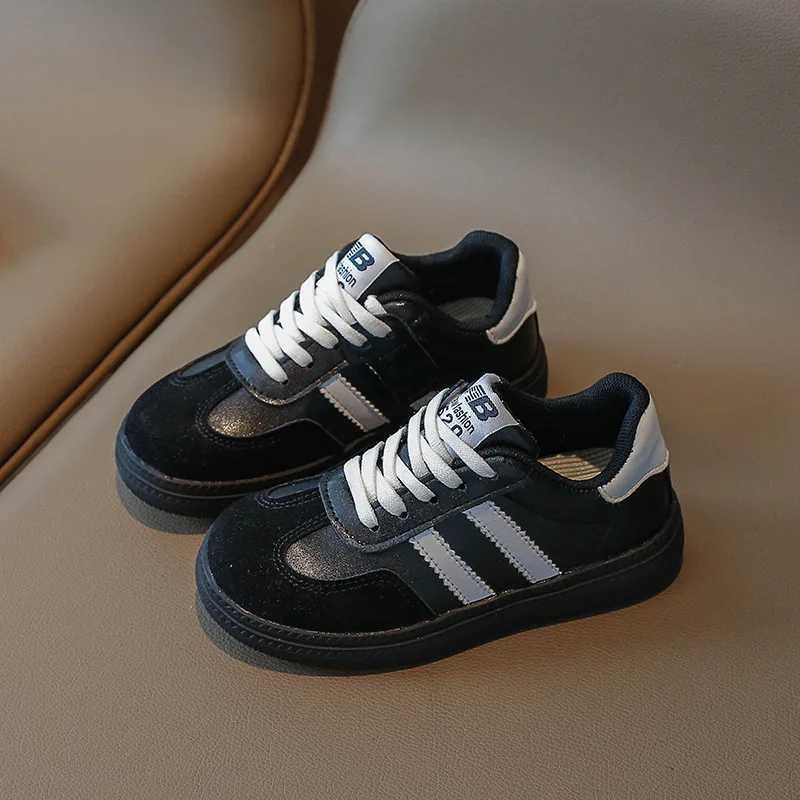 Boys Casual Sports Shoes 2025 Fall New Soft Soled Comfortable Running Shoes for Children Girls Board Shoes Retro Student ShoesT251110