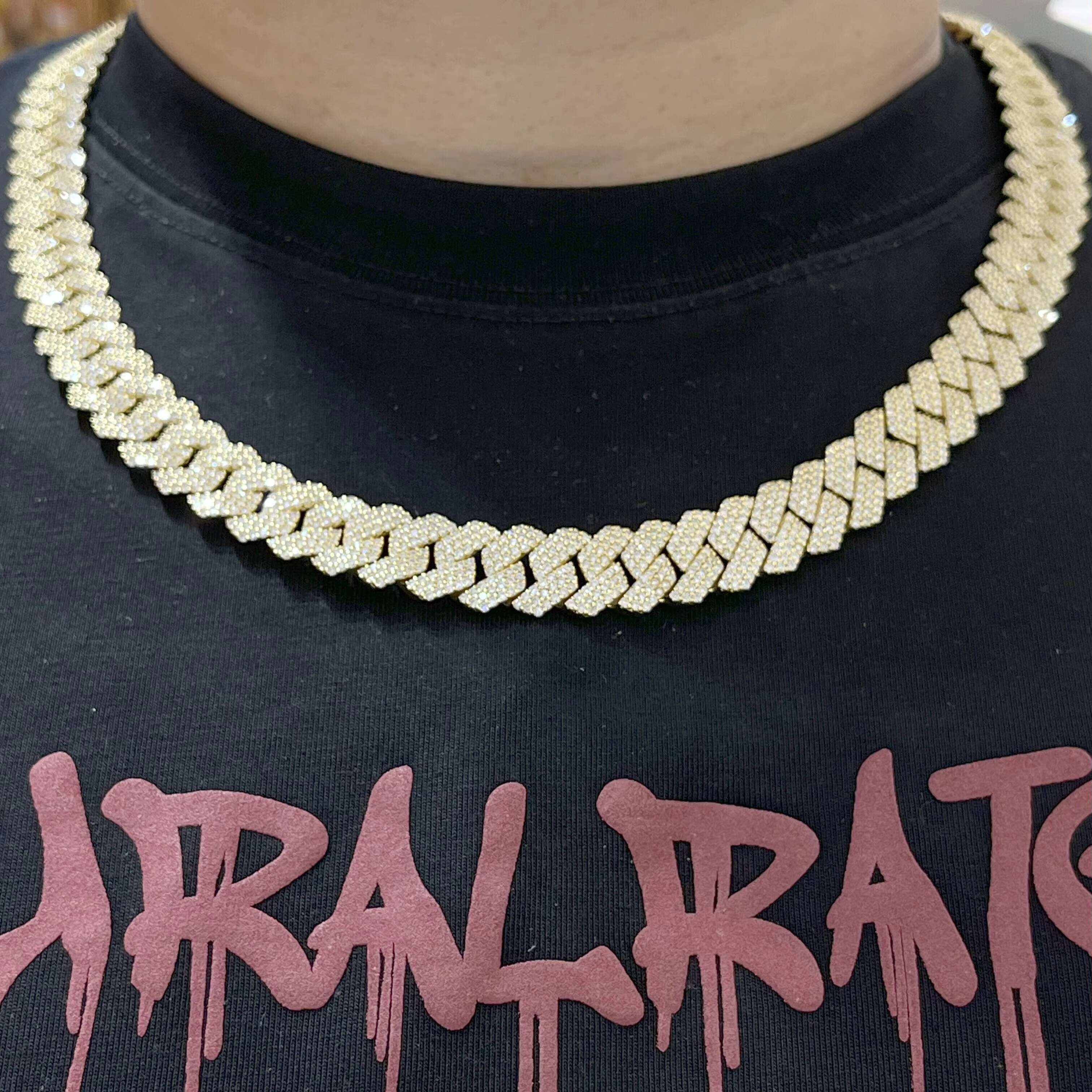 Wholesale Sliver Cuban Chain With Moissanite Unisex Necklace Customized Moissanite Fashion Necklace