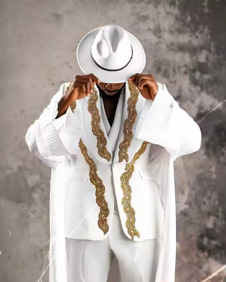 Crystal Lace Men's Wedding Suits 2 Pieces Plus Size Pocket Blazer Groom Tuxedos Customized Evenings Party Celebrity Suits