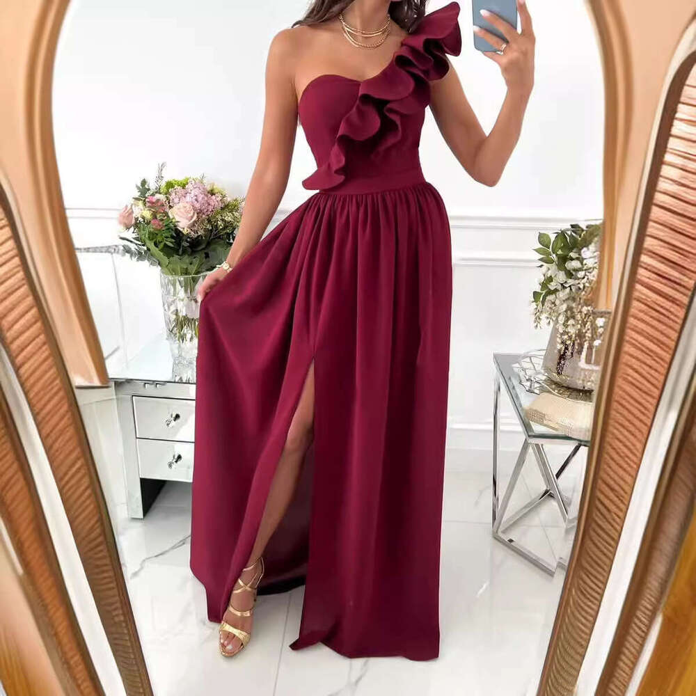 2025 new summer sleeveless shoulder lotus leaf hem slit dress for women, with a unique and elegant temperament