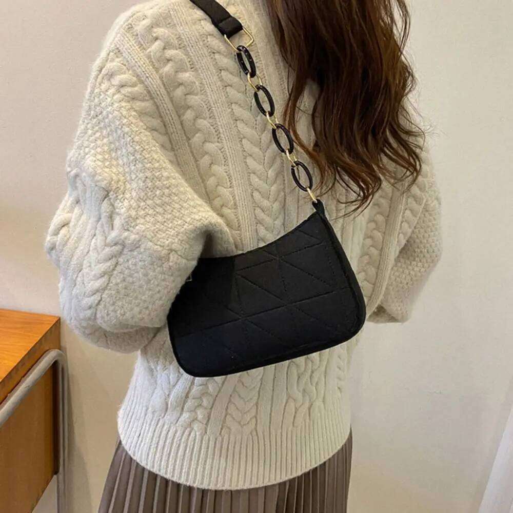 Hot Selling Felt Shoulder For Women Girls Solid Color Underarm Fashion Tote Bag Handbag Designer Bags Free Labubu Pendant As A Gift