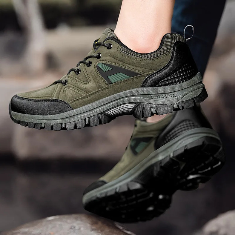 3539 Couple Style Mountaineering Shoes Waterproof Durable Outdoor Hiking Anti Slip Breathable Comfortable Sports Shoes