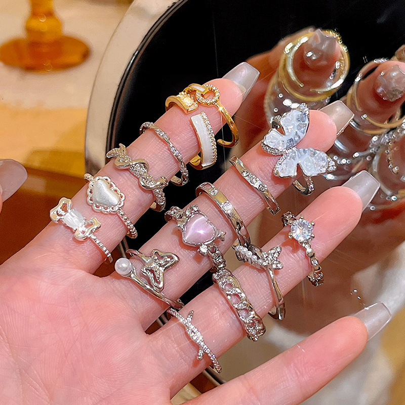 Light Luxury Versatile Ultra Shiny Zircon Ring For Women, Niche Design, High-end Feel, Plain Band, Index Fashion Ring Designer Ring Finger Ring, Whole